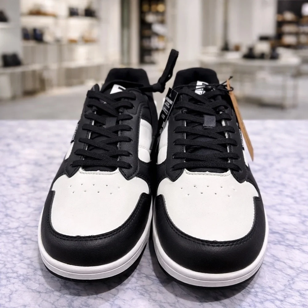 Jack & Jones Black & White Lace Up Sneakers NWT Size 11